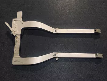 Depuy 2752-21-000 Universal Distractor Frame