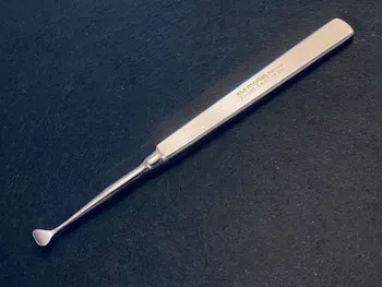KLS Martin 23-395-04 Molt Curette, #4