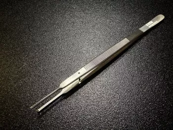 Konig MDS1031018 Gerald Forceps, 1 X 2 Teeth, 7"
