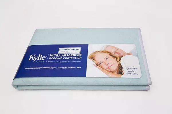 Kylie Standard Smooth 71x91cm 2500ml Waterproof Light Blue