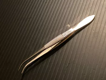 Storz E1416 Bracken Curved Iris Forceps, 3.9"
