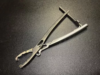 Stryker 705463 Pelvic Farabeuf Clamp