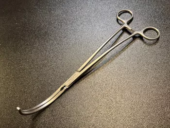 V. Mueller CH7240 DeBakey Acute Curved Clamp, 10.5"
