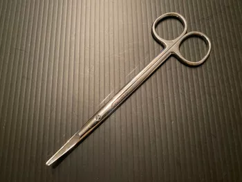 V. Mueller RH1652 Metzenbaum-Lipsett Scissors, 5.5"